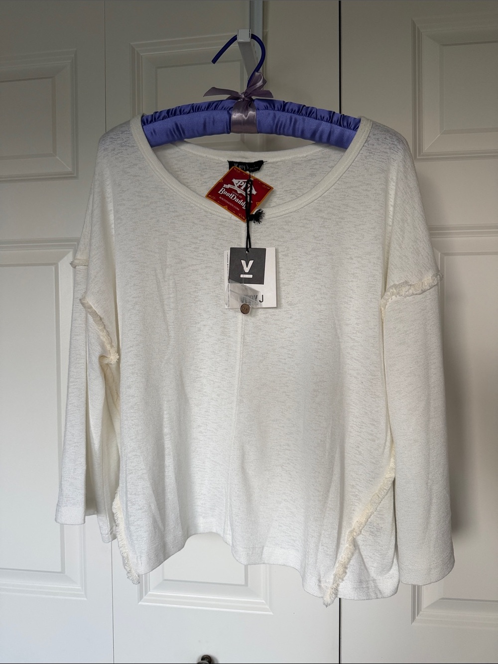 V-Neck Cozy Lightweight Pullover Top - Soft White, 3/4 sleeves